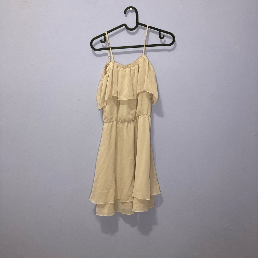 Ruffled pink H&M dress